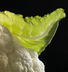 Image showing cauliflower and leaf detail