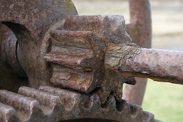 Image showing rusty gear wheels