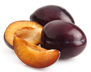 Image showing Sweet plums with slices