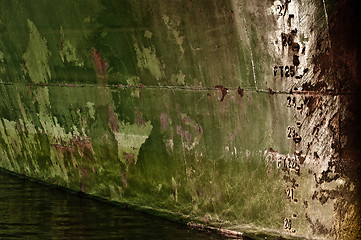 Image showing Water level with numbers on rusty metal plate