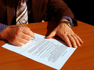 Image showing Contract