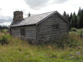 Image showing Old wooden cabin 