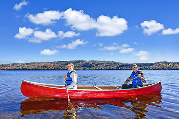 Image showing Family canoe trip