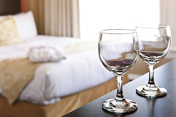 Image showing Wineglasses in hotel room