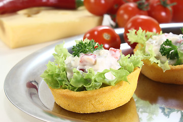 Image showing freshly roasted cup corn with cheese salad