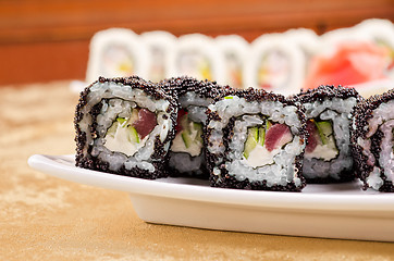 Image showing tuna sushi roll