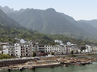 Image showing waterside scenery at Yangtze River