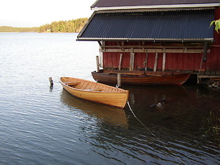 Image showing Boat & boathouse