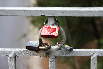 Image showing Some locks with heart