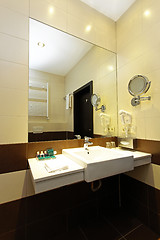 Image showing Bathroom sink