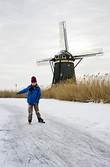 Image showing Skating child