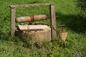 Image showing An old well