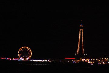 Image showing blackpool tower and wheel at night