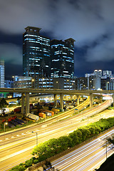 Image showing traffic on highway in urban at night