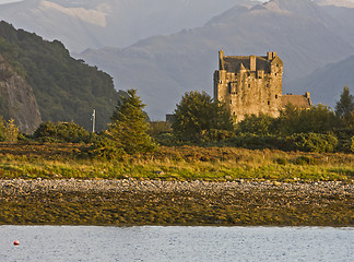 Image showing ancient castle in scotland