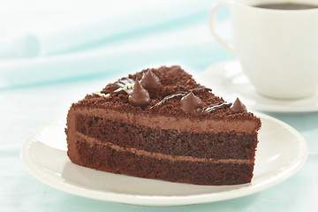 Image showing chocolate cake slice on white plate