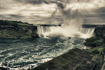 Image showing Power of Niagara Falls, Canada