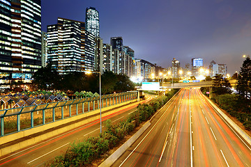 Image showing traffic on highway in urban at night