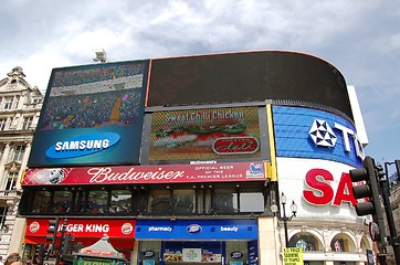 Image showing Picadilly Circus