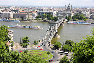 Image showing Traffic circle and chain bridge in Budapest, Hungary