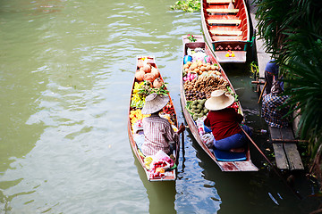 Image showing Two vendor on floating market in Thailand