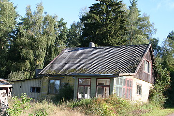 Image showing House waiting for care