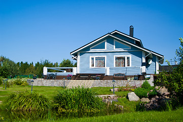 Image showing House on lawn