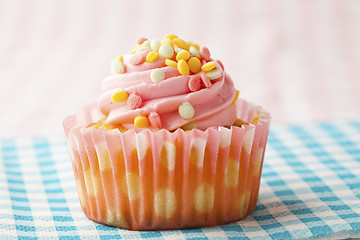 Image showing Pink muffin