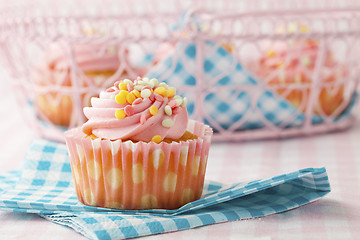 Image showing Pink muffin