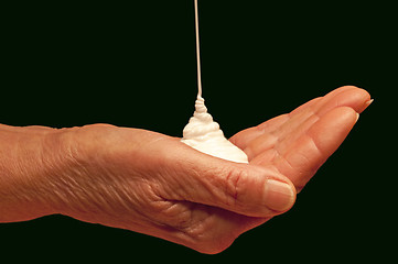 Image showing hand with bodylotion