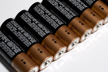 Image showing batteries in a row