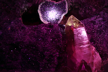 Image showing amethyst background