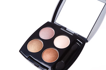 Image showing compact eyeshadows