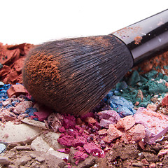 Image showing set of crushed eyeshadows