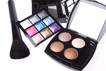 Image showing compact eyeshadows