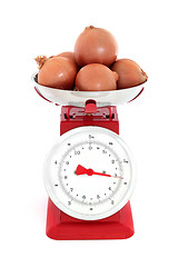 Image showing Onions on Scales