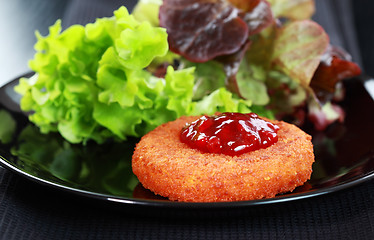 Image showing Baked Camembert with Cranberry Sauce