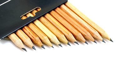 Image showing The yellow ground pencils in a black box