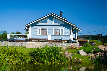 Image showing House on lawn