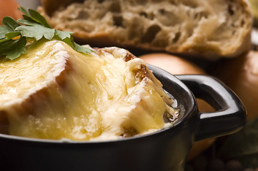 Image showing French onion soup with ingredients