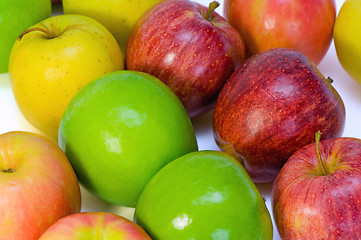 Image showing Few different apples