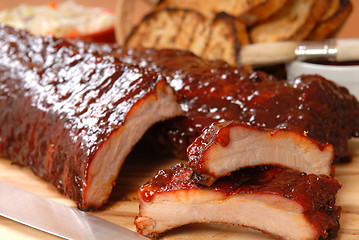 Image showing BBQ Ribs with toasted bread and cole slaw