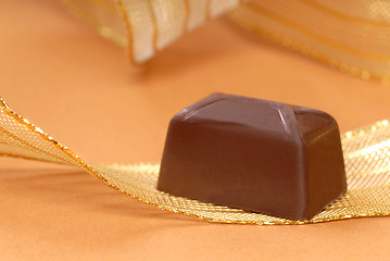 Image showing delicious dark chocolate bonbon