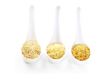 Image showing Bulgur with rice and quinoa in spoon