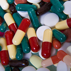 Image showing various pills