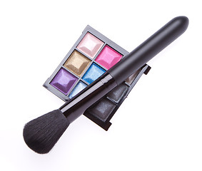 Image showing compact eyeshadows