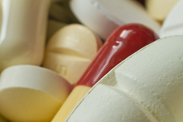 Image showing various pills