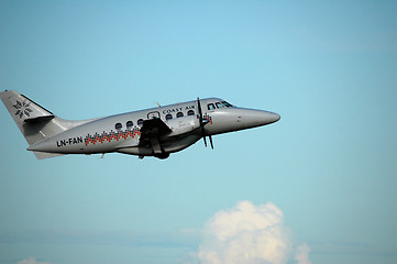 Image showing Coast Air take off # 4