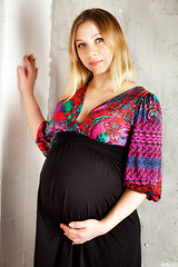 Image showing pregnant woman