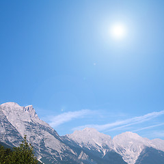 Image showing the sun is shining in the mountain country